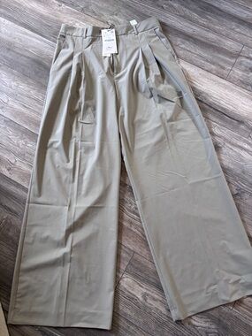 Classic Khaki Dress Pants - Neutral Beige